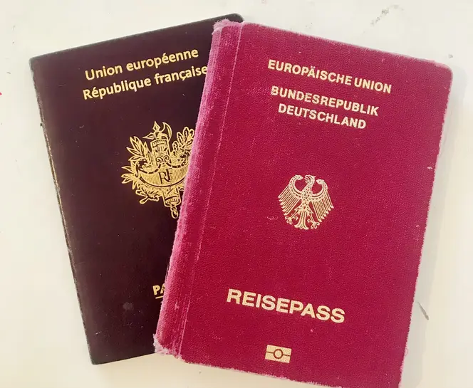 passeports français et allemand